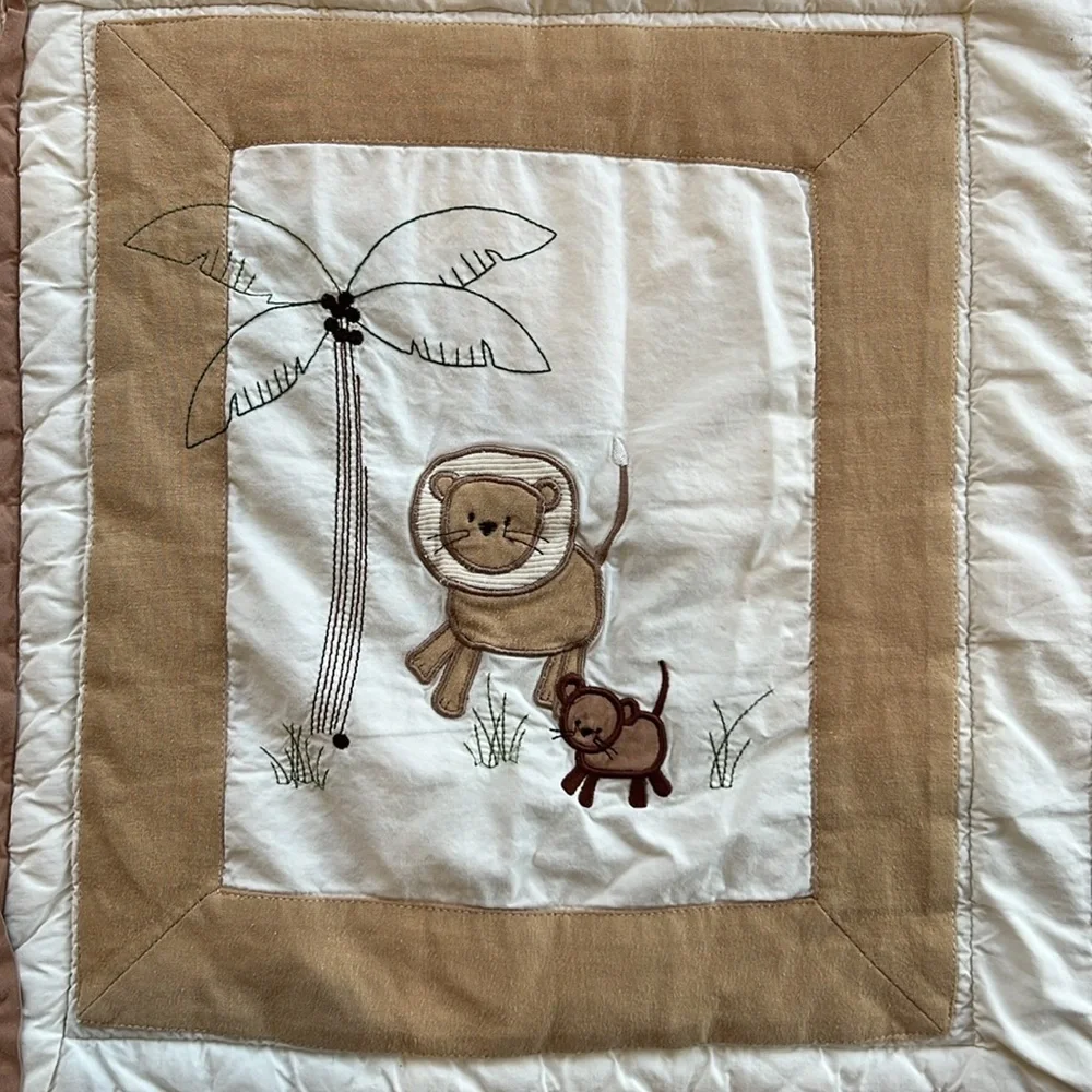 NoJo Baby Quilt - Jungle Animals - Neutral Colors, Gender Neutral